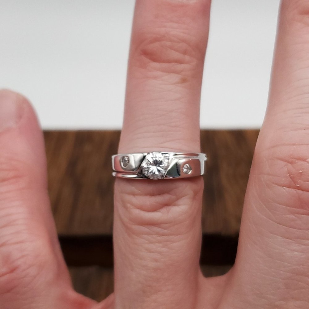 Size 6 Silver Tone Cute Triple Cubic Zirconia Clear Gem Ring